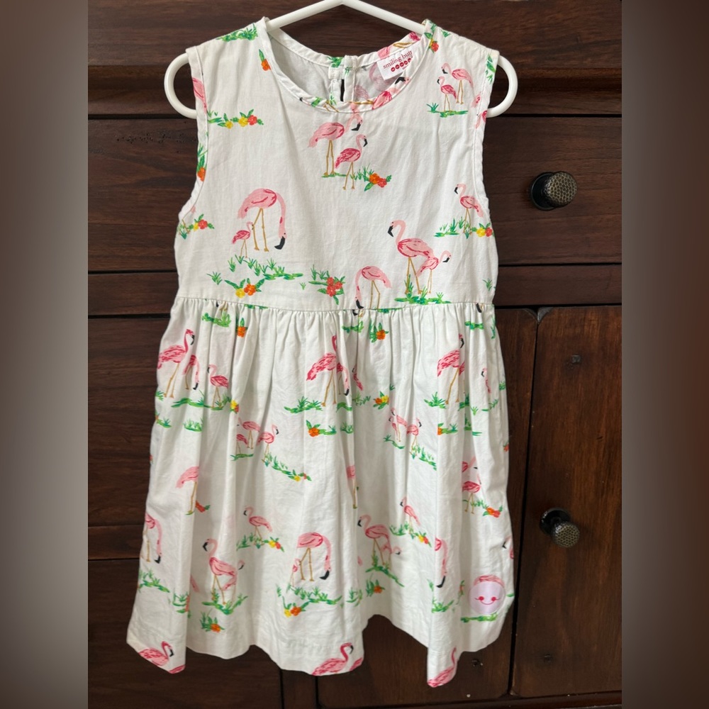 Smiling Button dress. So cute for the summer!